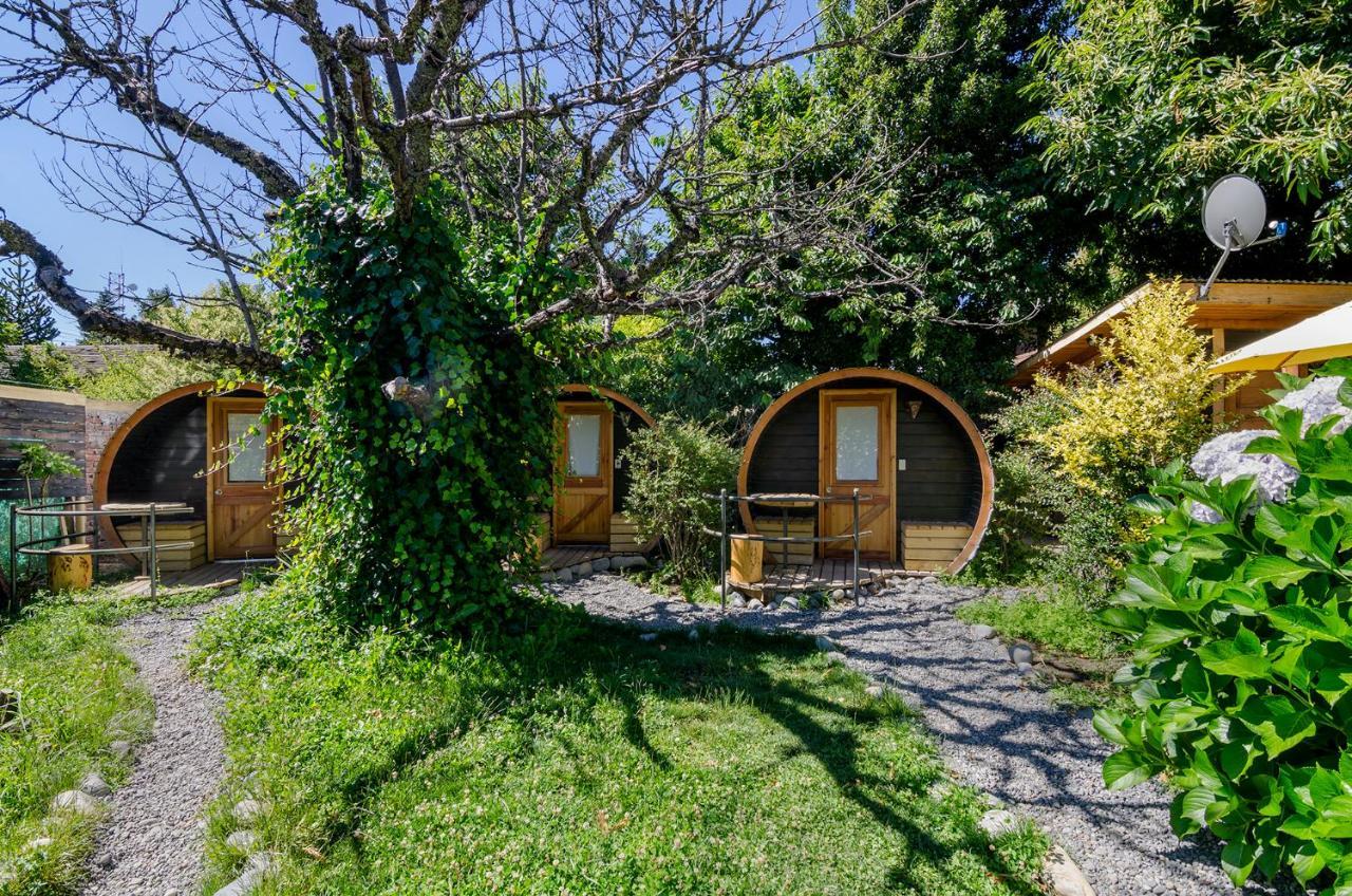 Chili Kiwi Lakefront Backpackers Pucon Exterior photo